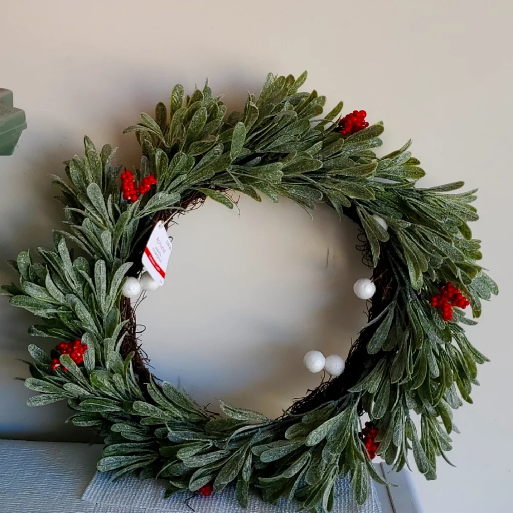 CHRISTMAS WREATH